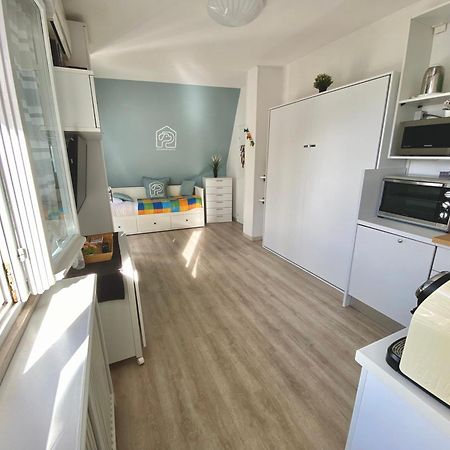 Апартаменты La Casa Di Pamy Беллария-Иджеа-Марина Экстерьер фото